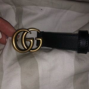 Women’s authentic Gucci belt